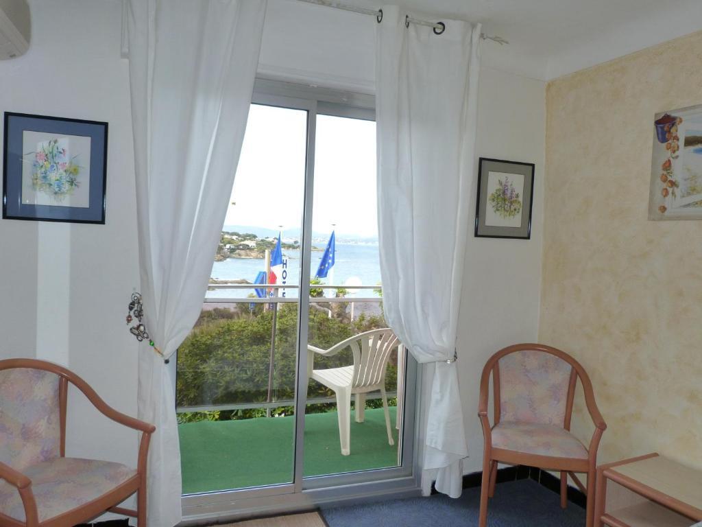 Hotel La Caravelle Fréjus 部屋 写真