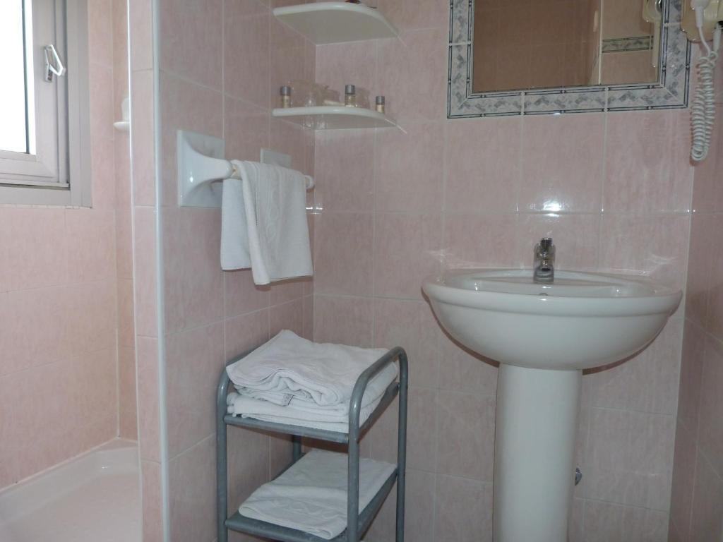 Hotel La Caravelle Fréjus 部屋 写真