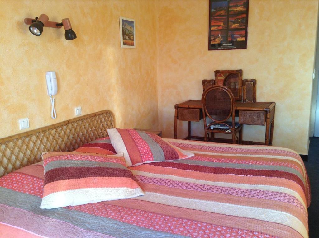 Hotel La Caravelle Fréjus エクステリア 写真